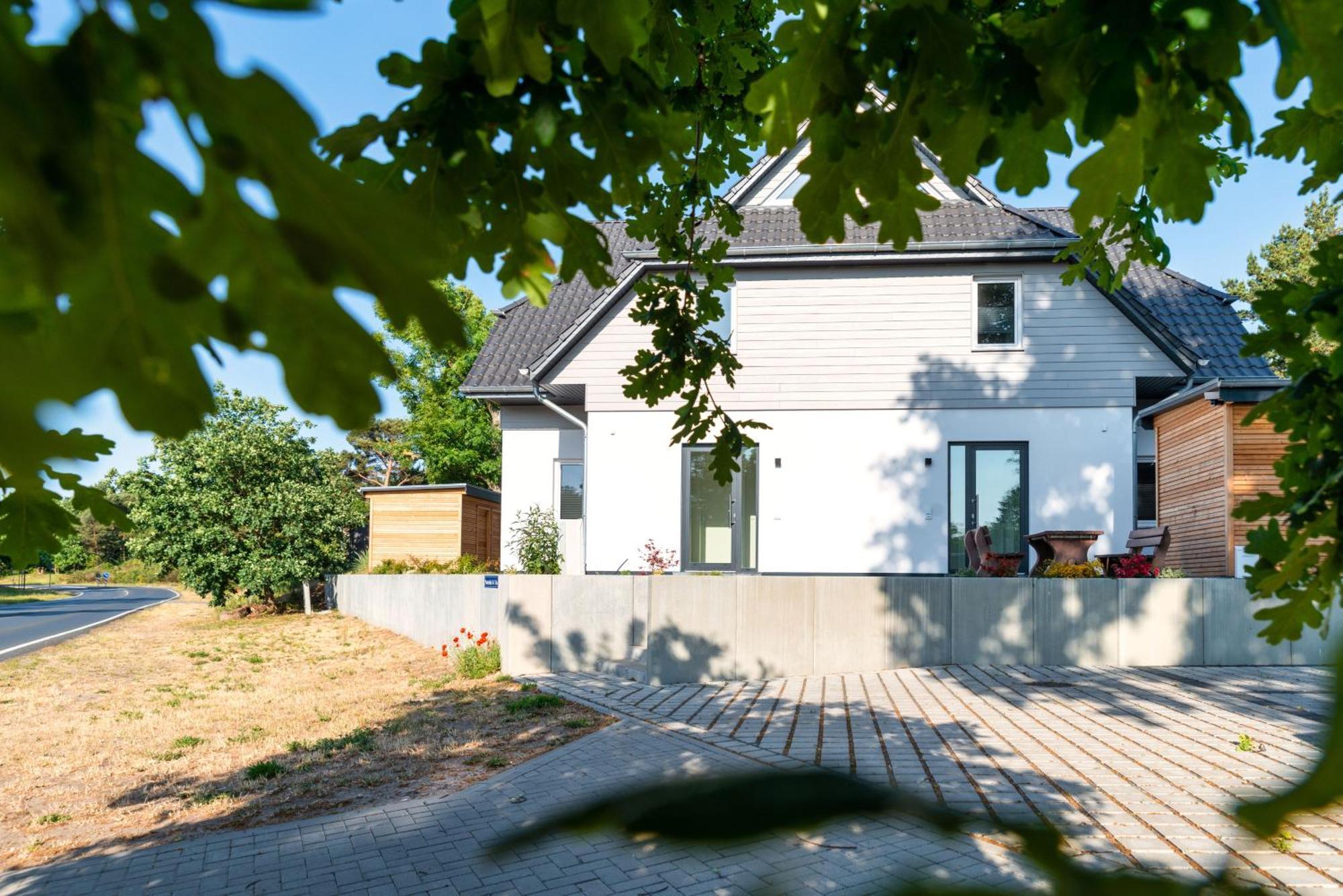 Ferienwohnungen Am Darsser Ort Inkl Waeschepaket Wieck Exterior photo